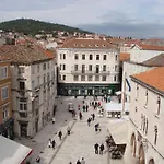 Fortezza Apartman *
