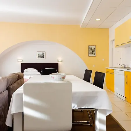 Apartments Fortezza Apartment *