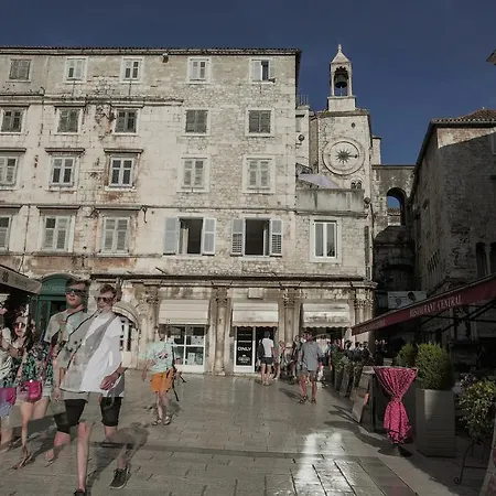 Apartment Apartments Fortezza Split